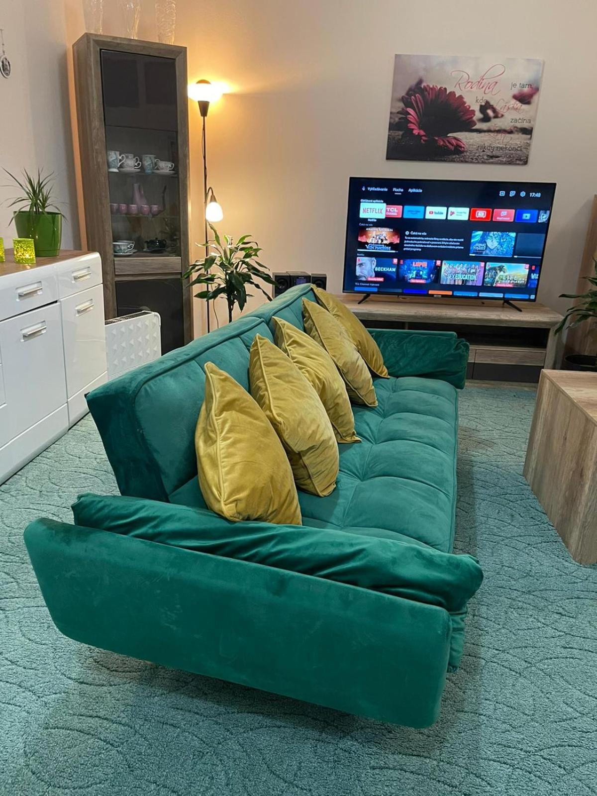 Velky Apartman Bratislava Extérieur photo